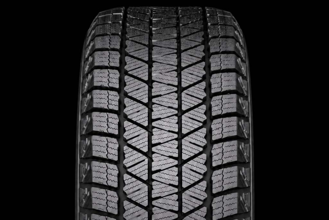 Bridgestone Blizzak DM V3 275/60 R20