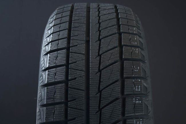 Sailun ICE BLAZER ARCTIC EVO FRIKTION RUNFLAT 245/50 R18