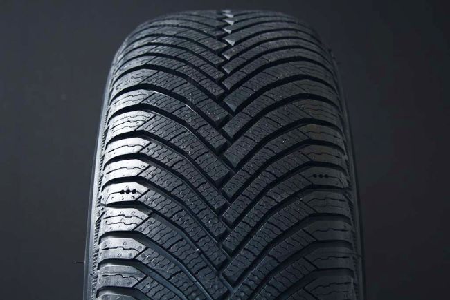Michelin Alpin 7 235/65 R17