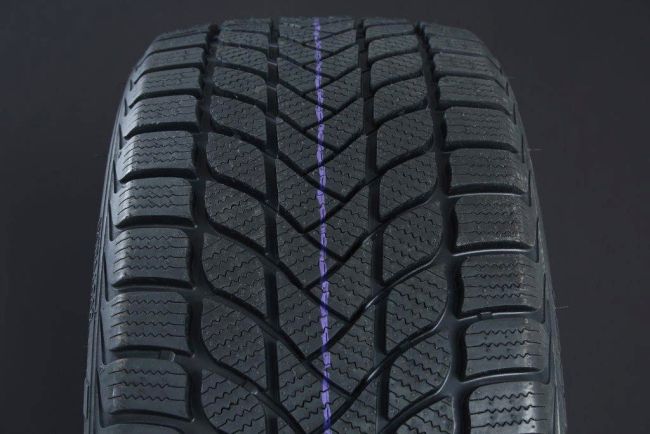Landsail WINTER LANDER NORDIC 245/45 R19