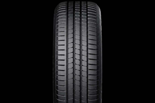 Falken E.ZIEX EV DEMO 235/65 R18