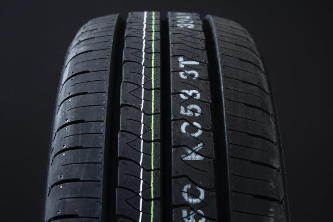 Kumho KC53 195/70 R15