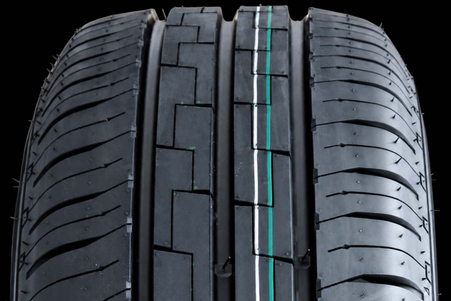 Tracmax X-PRIVILO RF19 225/55 R17