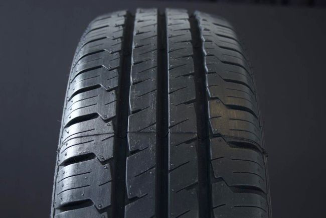 Hankook RADIAL RA18 C-DÄCK DEMO
