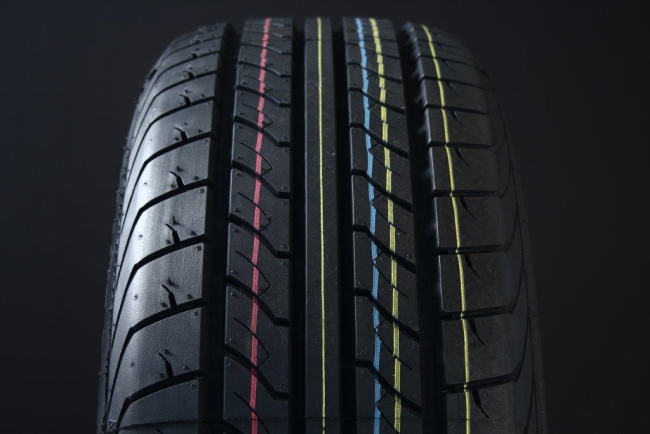 Nankang CW-20 C-DÄCK DEMO 235/60 R17
