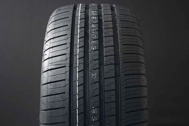 Duraturn Mozzo sport 245/45 R20