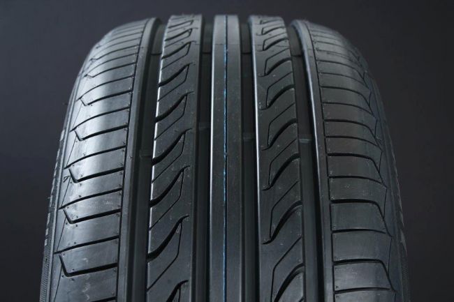 Landsail LS388 225/60 R18
