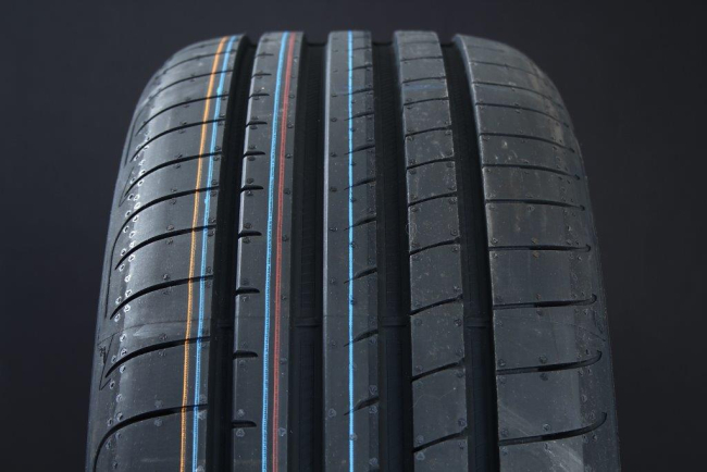 Goodyear EAGLE F1 ASYMMETRIC 3 RUNFLAT