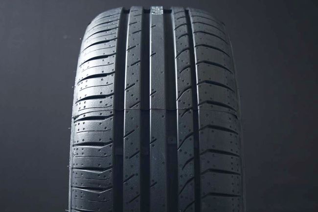 235/50R19 Goodride ZuperEco Z-107