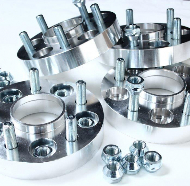 VOLVO SPACER 25MM 108/5 ryhmss LISVARUSTEET / SPACER @ Svenska Gummihuset AB (TSPACERVOLVO25MM)