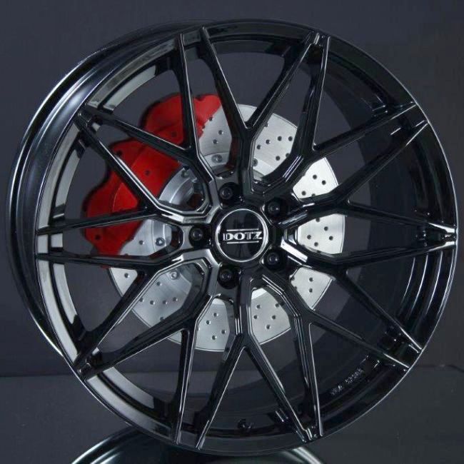 DOTZ SUZUKA BLACK 8,5X19 ryhmss VANTEET / ALUMIINIVANTEET @ Svenska Gummihuset AB (A191205M85SUZBL726)