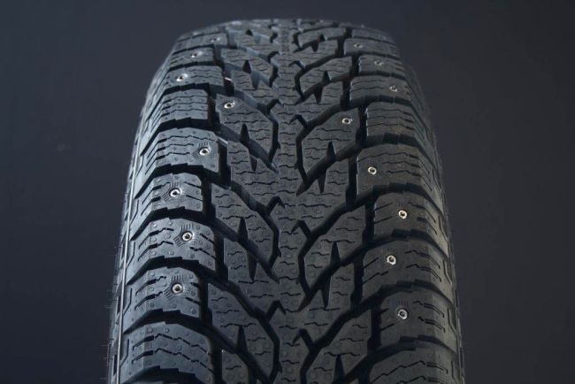 265/70R18 NOKIAN HAKKAPELIITTA LT3 DUBB ryhmss RENKAAT / NASTARENKAAT @ Svenska Gummihuset AB (D1826570NOKLT3DUBB)