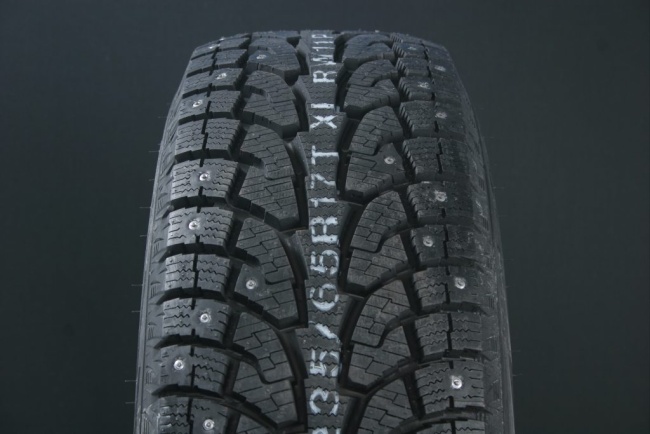 215/75R16 HANKOOK RW11 I*PIKE DUBB ryhmss RENKAAT / NASTARENKAAT @ Svenska Gummihuset AB (D1621575HANKRW11)