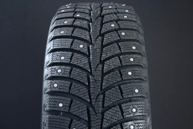 255/55R18 LAUFENN I FIT ICE LW71 DUBB ryhmss RENKAAT / NASTARENKAAT @ Svenska Gummihuset AB (D1825555LAULW)