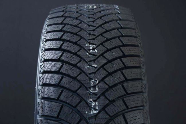 245/50R18 FALKEN WPEAK F-SNOW 1 FRIKTION ryhmss RENKAAT / KITKARENKAAT @ Svenska Gummihuset AB (F1824550FALWPESNFR)