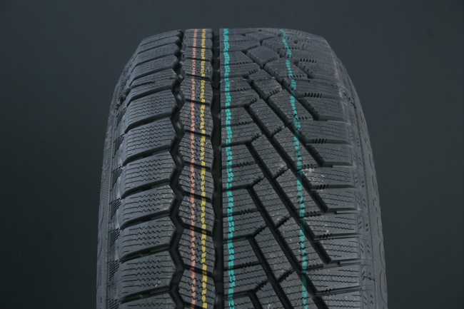 235/60R18 GISLAVED SOFTFROST 200 FRIKTION DOT 2023 ryhm�ss� RENKAAT / KITKARENKAAT @ Svenska Gummihuset AB (F1823560GISOF200DOT)