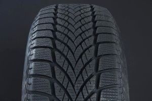 225/55R16 GOODYEAR ULTRA GRIP ICE 2 FRIKTION