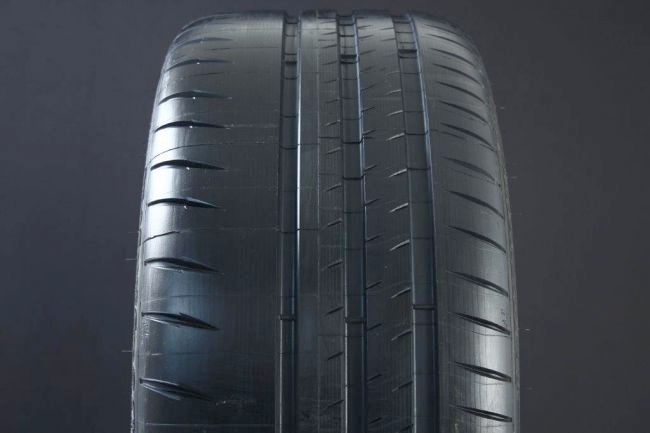 245/40R18 MICHELIN PILOT SPORT CUP 2 CONNECT ryhmss RENKAAT / KESRENKAAT @ Svenska Gummihuset AB (S1824540MSC2C)