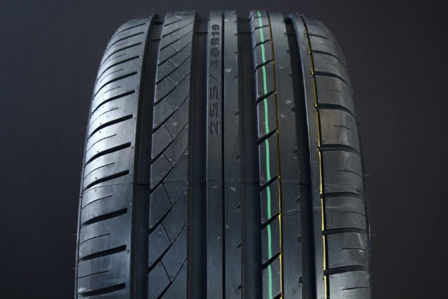 245/40R17 HIFLY HF805 | Alk. 99,00 €