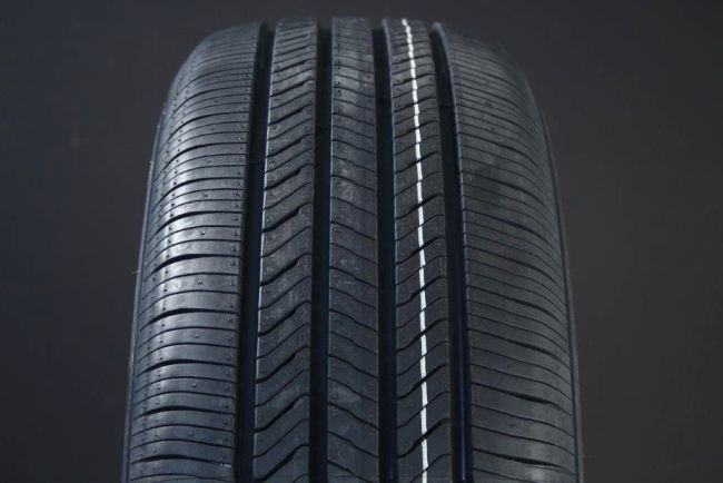 215/60R17 HANKOOK ION IH61 SUV ryhmss RENKAAT / KESRENKAAT @ Svenska Gummihuset AB (S1721560HANIH61STAS)