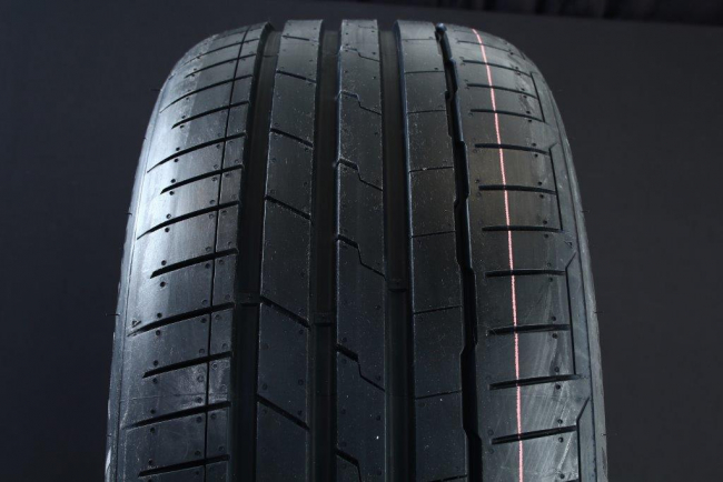 235/55R19 HANKOOK VENTUS S1 EVO3 K127A ryhm�ss� RENKAAT / KES�RENKAAT @ Svenska Gummihuset AB (S1923555HANK127)
