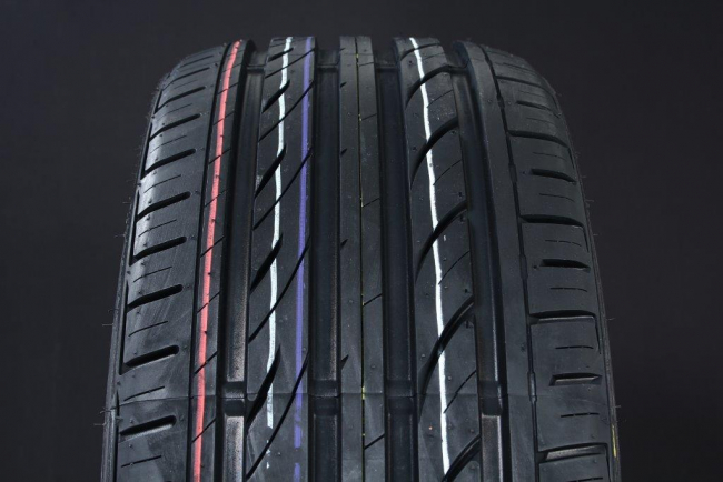 215/55R16 LINGLONG GREENMAX ryhmss RENKAAT / KESRENKAAT @ Svenska Gummihuset AB (S1621555LLGREENM)