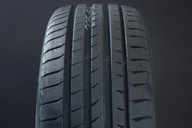 235/45R21 LINGLONG GREENMAX SPORT MASTER EV ryhmss RENKAAT / KESRENKAAT @ Svenska Gummihuset AB (S2123545LILOSPMAEV)