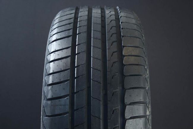 255/40R21 LINGLONG GREENMAX GRIP MASTER C/S | Alk. 125,00 €