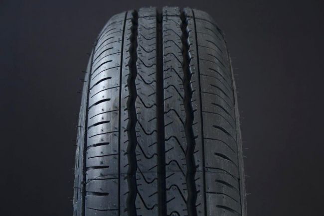 175/65R14 LINGLONG GREENMAX VAN C-DCK ryhmss RENKAAT / KESRENKAAT @ Svenska Gummihuset AB (S1417565LLGRE)