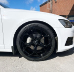 GMP ULTRIVITY GLOSSY BLACK 9X20 ryhmss VANTEET / ALUMIINIVANTEET @ Svenska Gummihuset AB (A201125M90GMPULGB665)