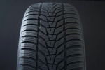 255/55R18 HANKOOK WINTER I*CEPT EVO3 W330 SUV FRIKTION ryhmss RENKAAT / KITKARENKAAT @ Svenska Gummihuset AB (F1825555HANK330)